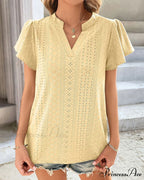 T-shirt Ruffle with V-neck Sleeves