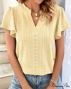 T-shirt Ruffle with V-neck Sleeves