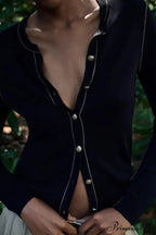 Tight Fit Contrast Border Circular Neck Cardigan