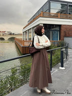 Tight Fit Round-neck Cardigan