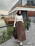 Tight Fit Round-neck Cardigan