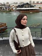 Tight Fit Round-neck Cardigan