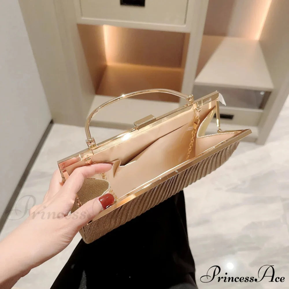 Traditional Folded Glittering Nighttime Purse