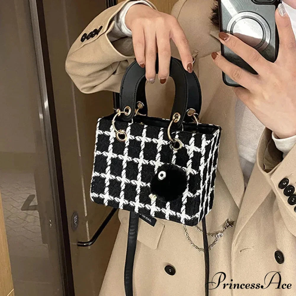 Traditional Tartan Woolen High-End Designer Clutch Crossbody Purse