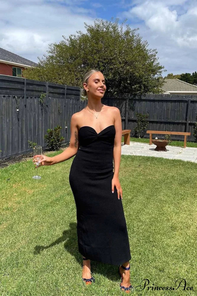 Twisted Strapless Knitted Dress