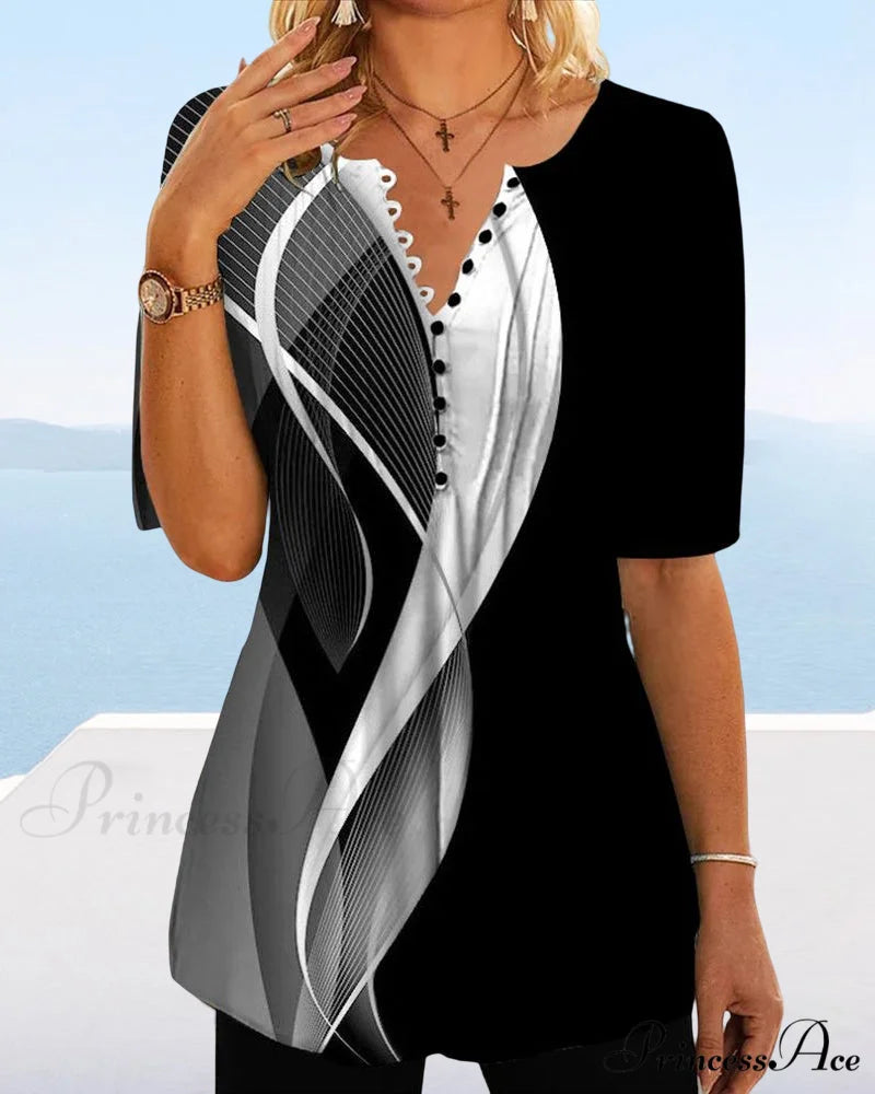 V-neck Block Color T-shirt