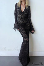 V Neck Lace Flare Sleeve Dress