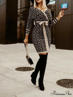 V-Neck Print Batwing Sleeve Skinny Wrap Midi Dress