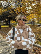 V-neck Square Printed Color Block CardiganModified Output: V-neck Square Patterned Colorful Block Sweater