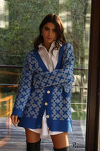 V Pattern Geometric Neck Cardigan