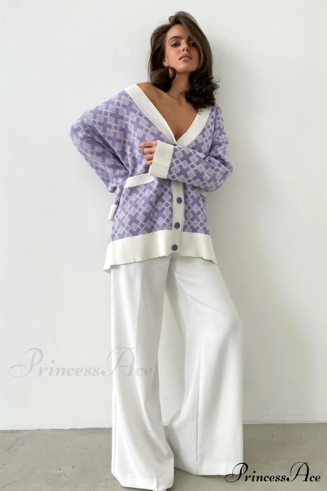 V Pattern Geometric Neck Cardigan