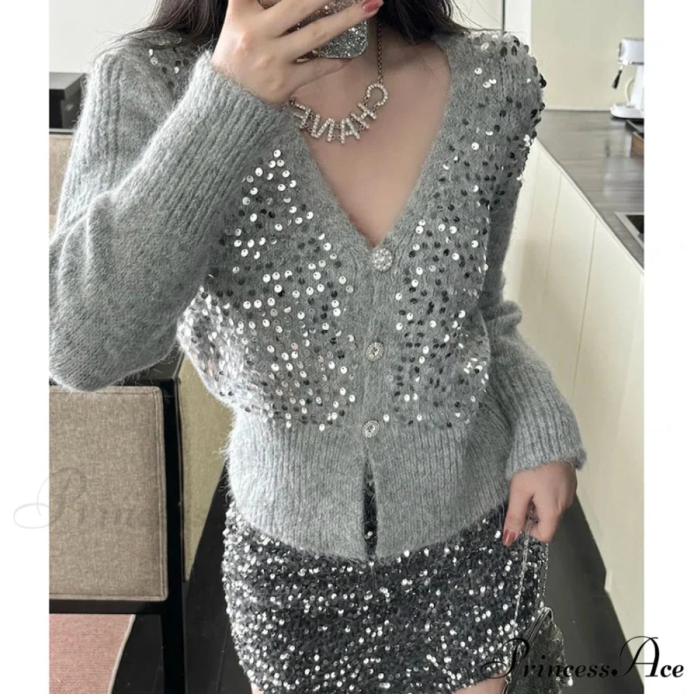 V-shaped Grey Sparkling Knitted Short Cardigan