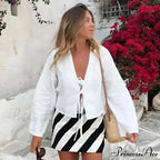 Verdant Linen Tie-Up Extended Sleeve V-neck Blouse