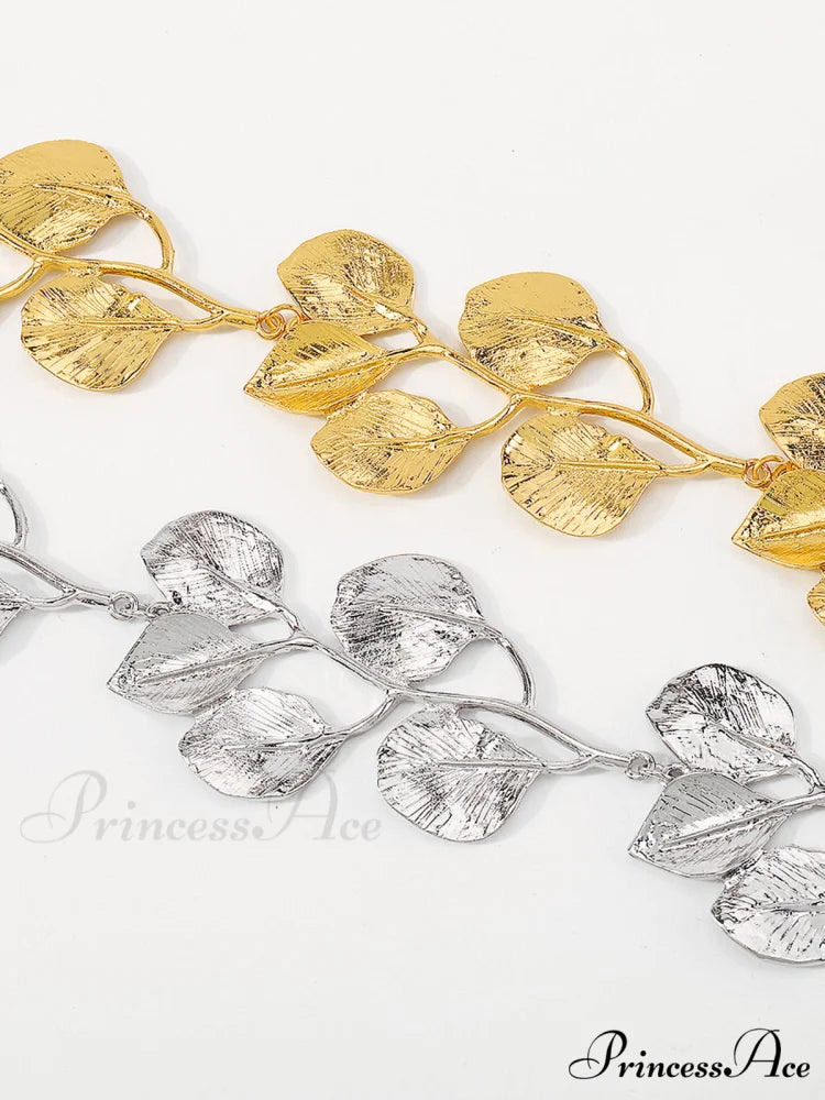 Vintage Alloy Graceful Leaf Design Necklace