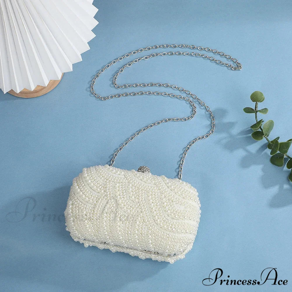 Vintage Opulent Pearl Undulation Design Evening Clutch Purse