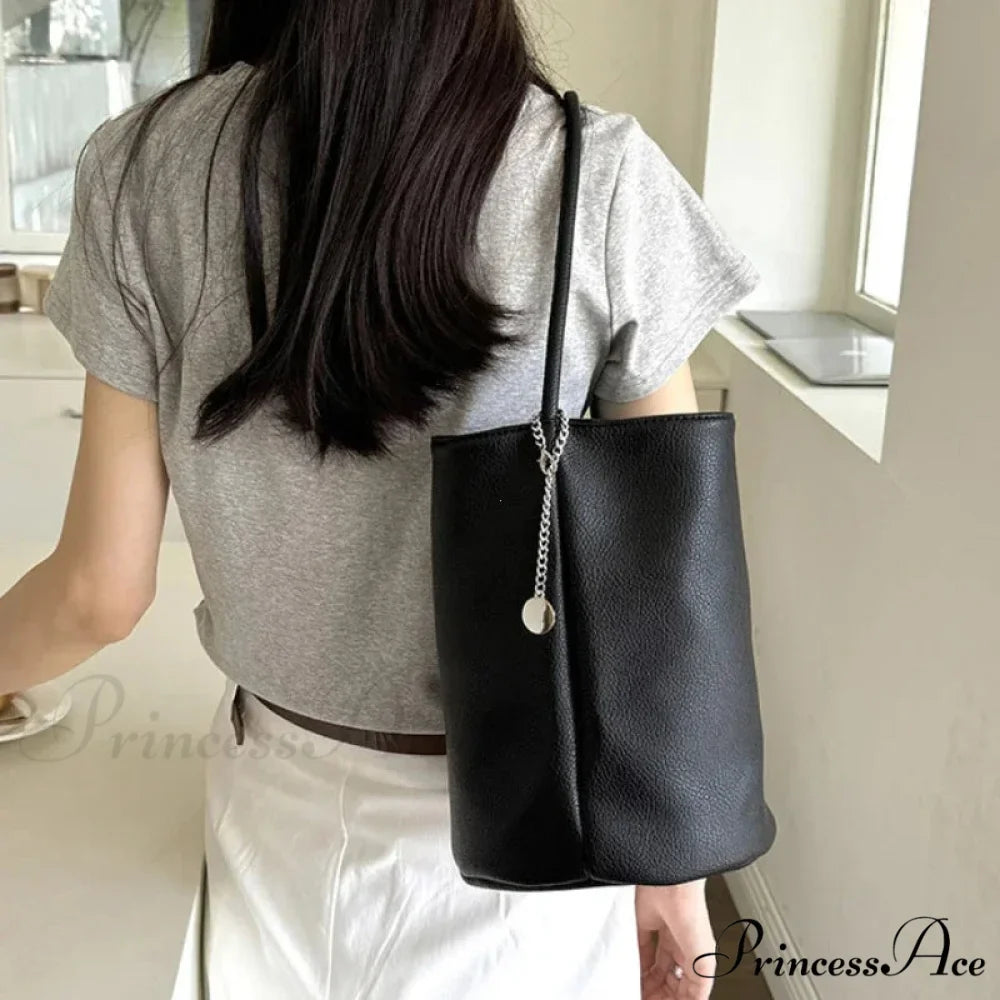 Vintage Supple Leather Pail Shoulder Bag