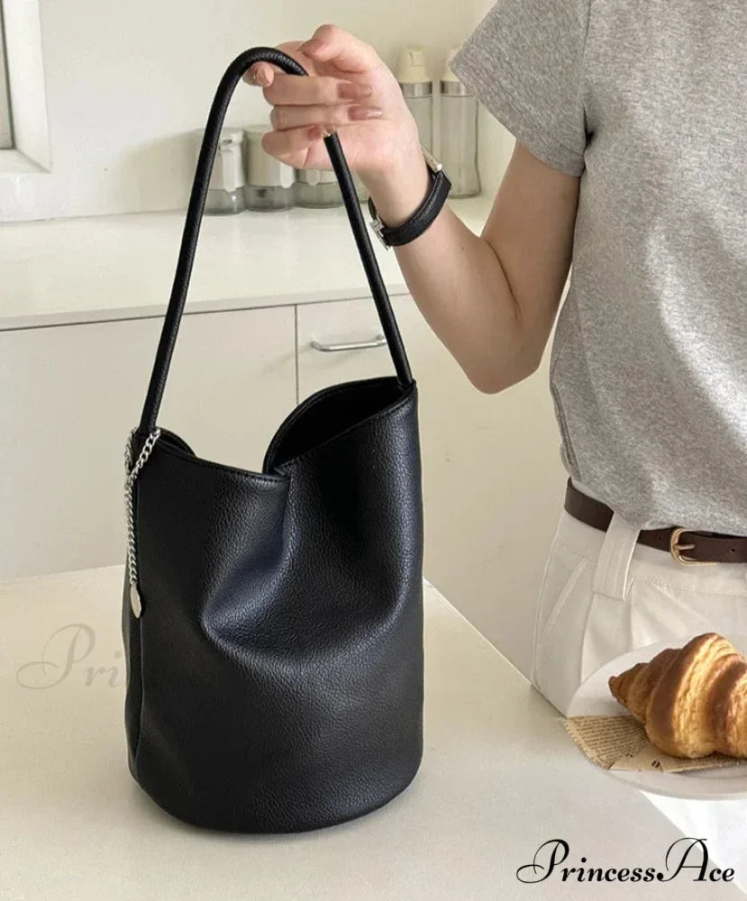 Vintage Supple Leather Pail Shoulder Bag
