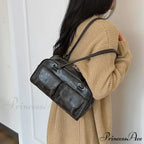 Vintage Twin Pockets Petite Shoulder Bag