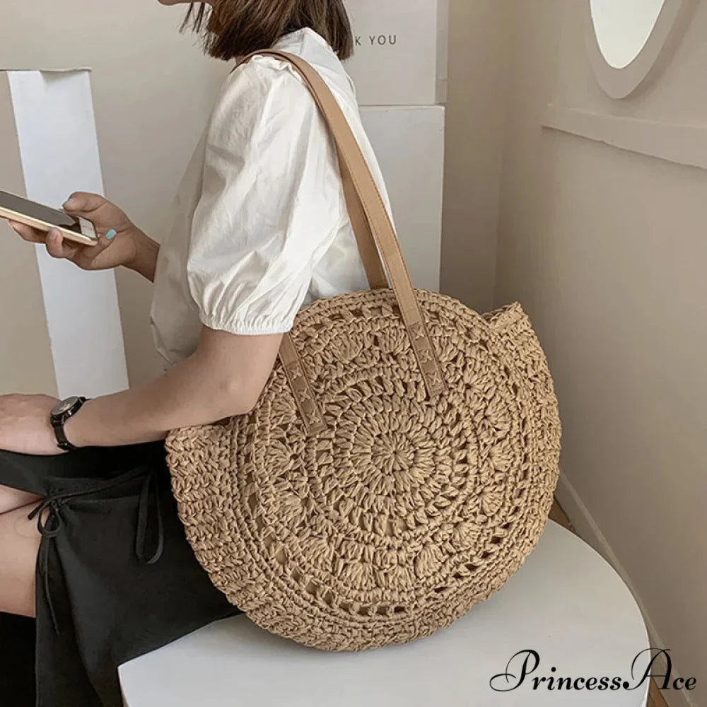 Warm Circular Straw Shoulder Bag for Women