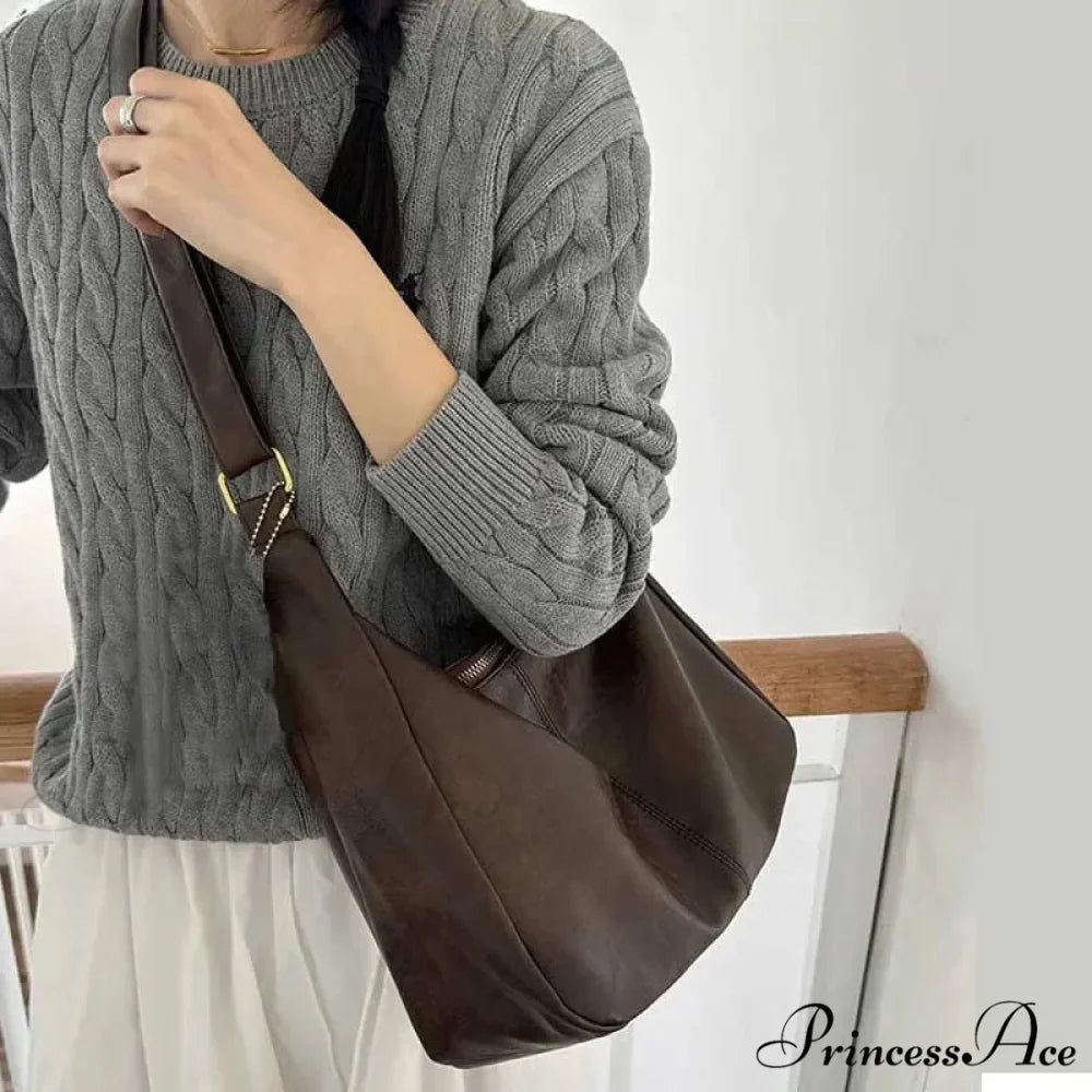 Weaving Straw Top-Handle Shoulder BagModified: Braiding Straw Upper-Grip Shoulder Bag
