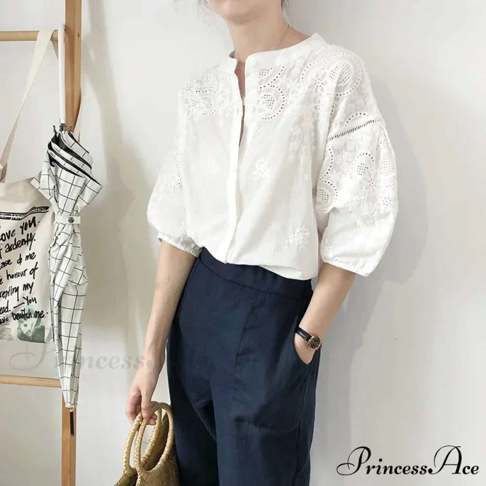 White Cotton Floral Embroidery Vintage Boho Summer BlouseModified Title: Ivory Cotton Flower Stitching Retro Bohemian Seasonal Top