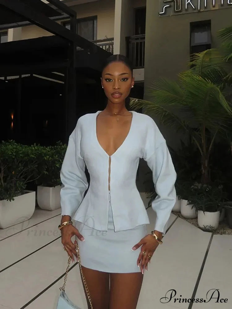 White Deep-neck Woolen Overcoat