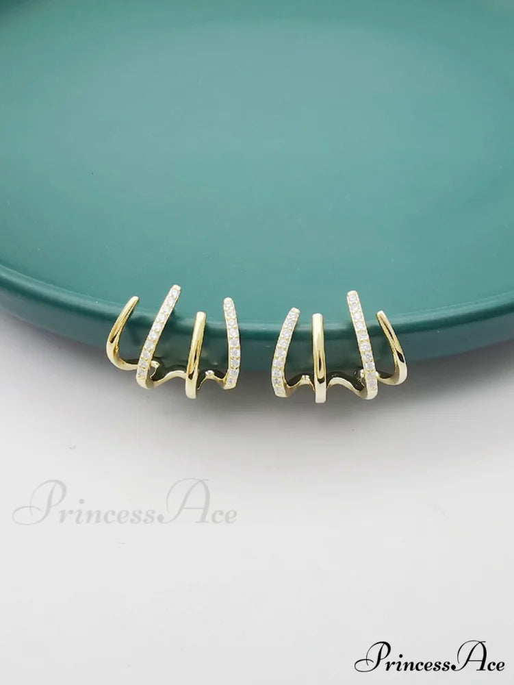 Women's Geometric One-piece Four-claw Design Earrings