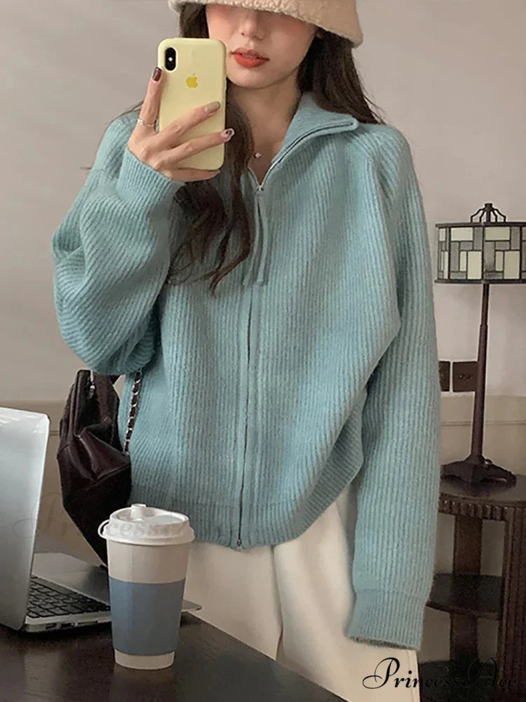 Zippered Knit CardiganModified Output: Enclosed Knitted Cardigan