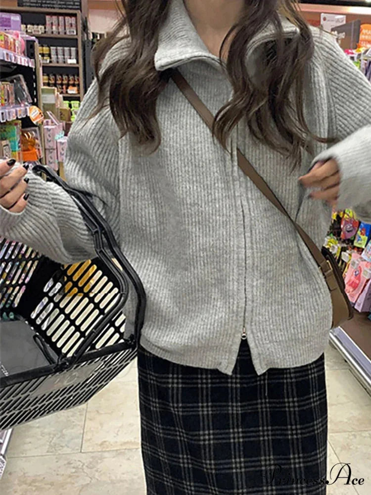 Zippered Knit CardiganModified Output: Enclosed Knitted Cardigan